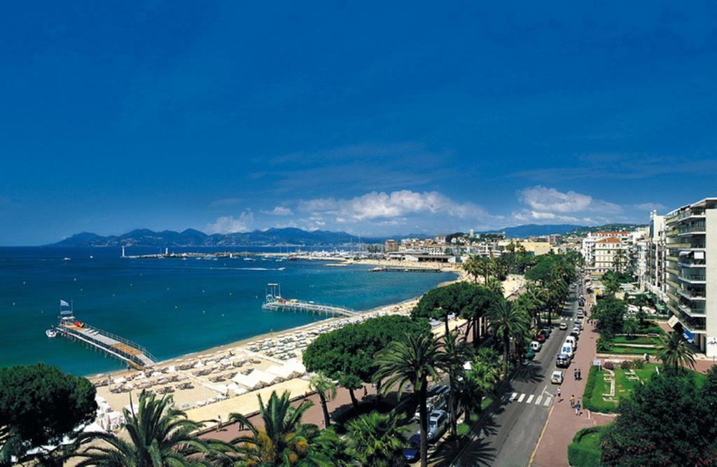 Novotel Suites Cannes Centre Exteriör bild